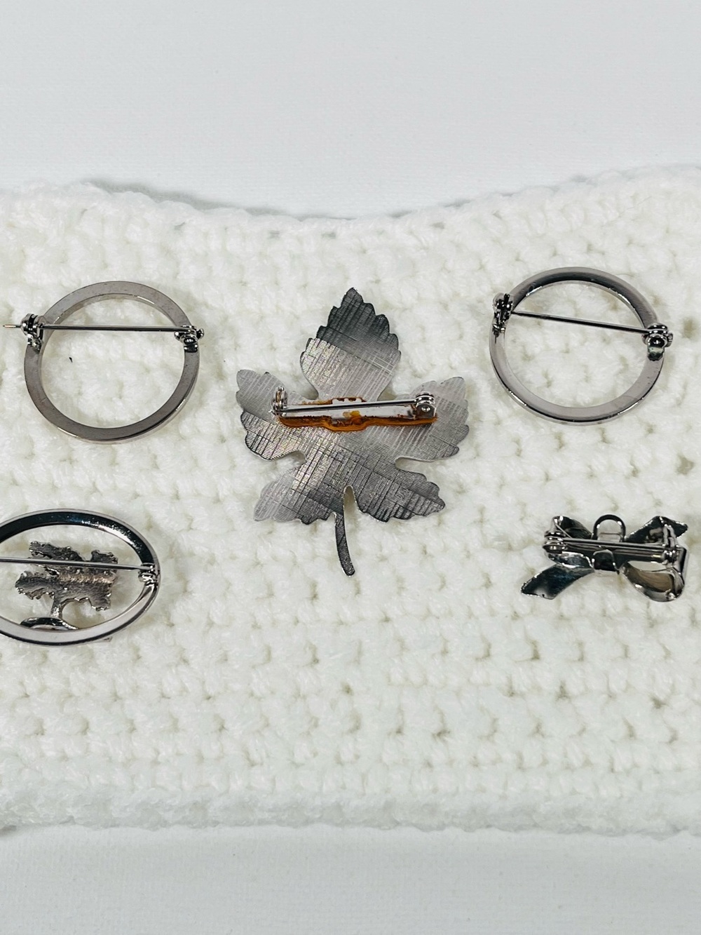 5 Piece Silver Tone Brooch Collection Leaf - Picture 5 of 7